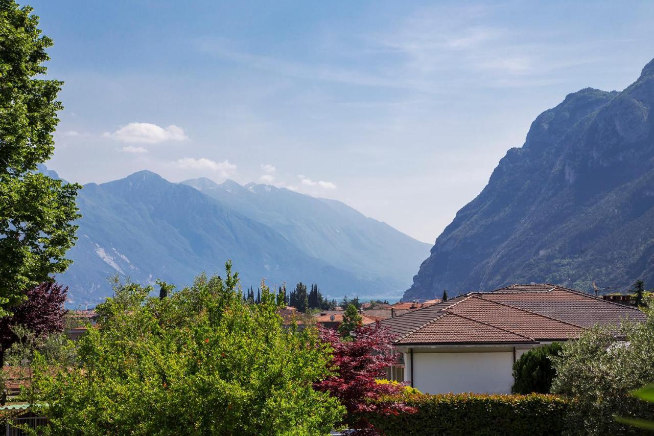 Love Garda Lake Apartment Riva del Garda Exterior foto